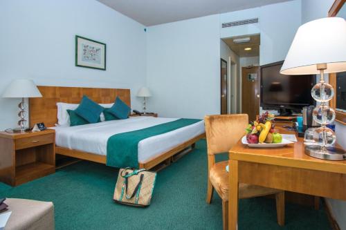 Imagen de la habitación del Hotel BM Beach. Foto 18