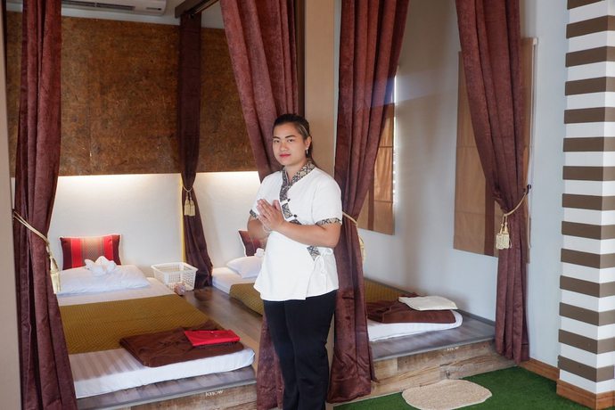 Imagen de la habitación del Hotel BM Grand Hotel. Foto 7