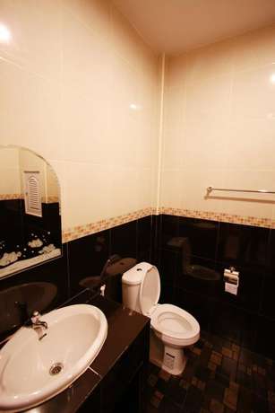 Imagen de la habitación del Hotel BM Grand Hotel. Foto 8