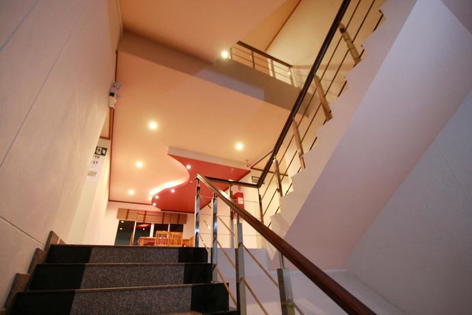 Imagen de los interiores del Hotel BM Grand Hotel. Foto 18