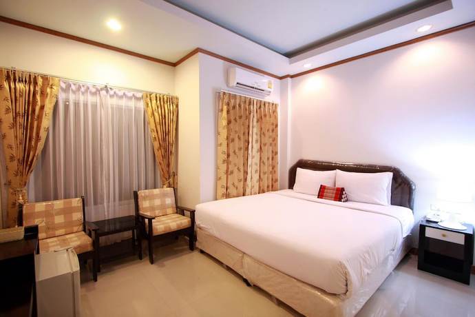 Imagen de la habitación del Hotel BM Grand Hotel. Foto 12