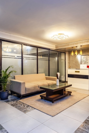 Imagen de los interiores del Hotel BNB Sakura. Foto 15