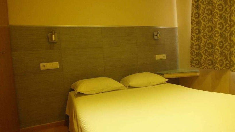 Imagen de la habitación del Hotel BOCAGE. Foto 3