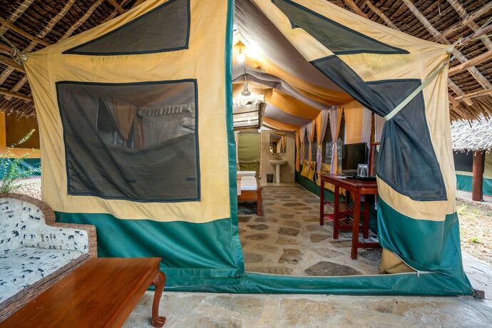 Imagen de la habitación del Hotel BOFA Beach Resort. Foto 18