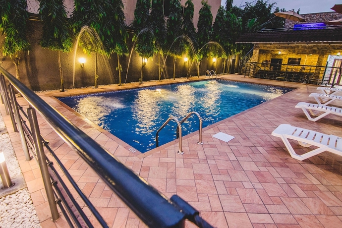Imagen de la piscina del Hotel BON Garden City Port Harcourt. Foto 19