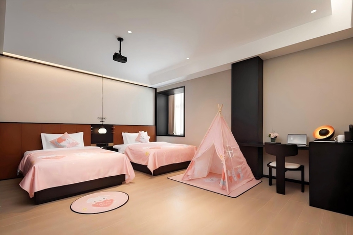 Imagen de la habitación del Hotel BONINGHOTEL. Foto 11
