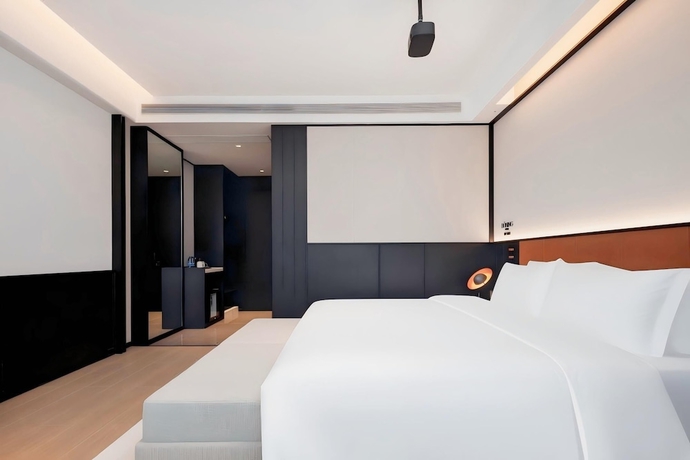 Imagen de la habitación del Hotel BONINGHOTEL. Foto 13