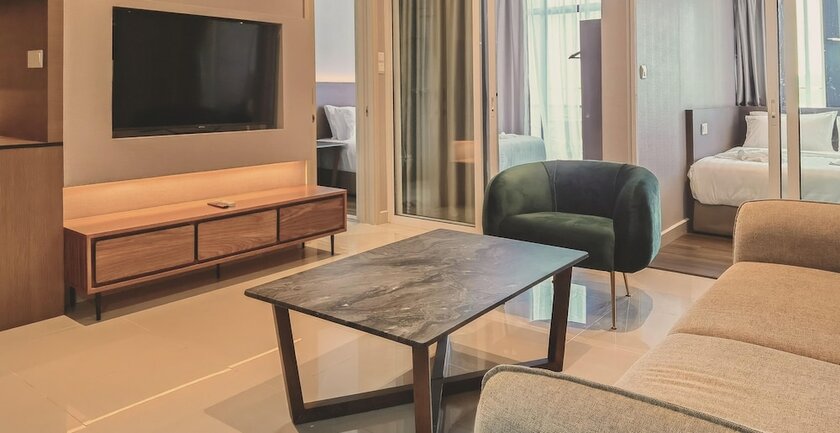 Imagen de la habitación del Hotel BORNEOTEL at The Shore KK by CHG. Foto 11