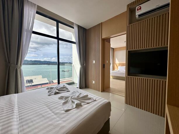 Imagen general del Hotel BORNEOTEL at The Shore KK by CHG. Foto 3