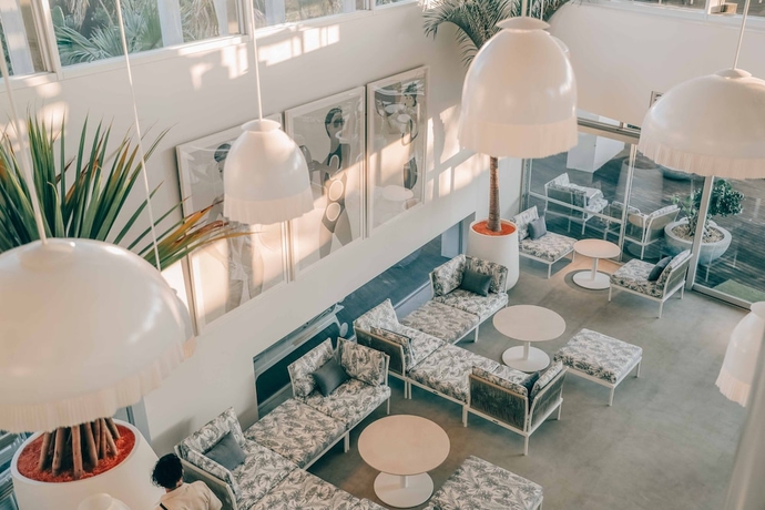Imagen de los interiores del Hotel BOTANICAL POOL CLUB. Foto 16
