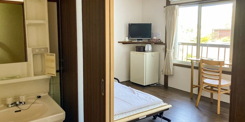Imagen de la habitación del Hotel BOUKAI. Foto 20