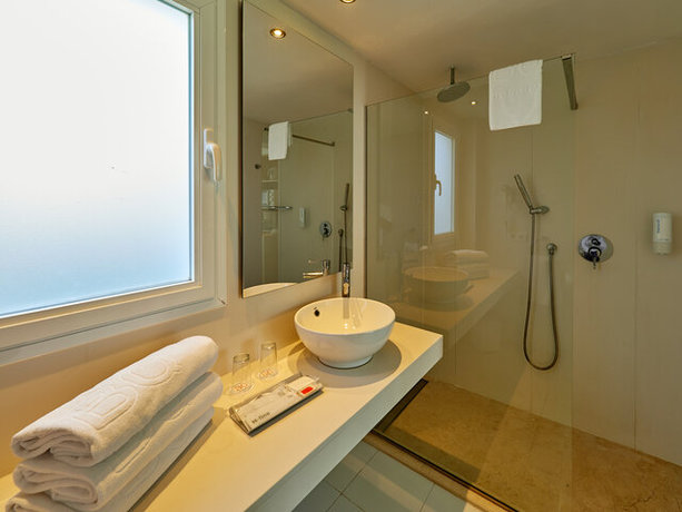 Imagen de la habitación del Hotel BQ Alcudia Sun Village. Foto 11