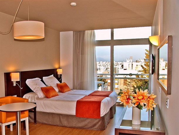 Imagen de la habitación del Hotel BQ Augusta. Foto 4