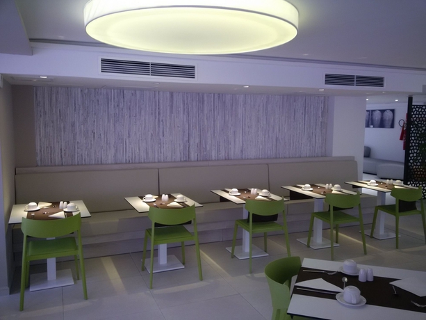 Imagen del bar/restaurante del Hotel BQ Cala Ratjada - Adults Only. Foto 3