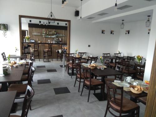 Imagen general del Hotel BRADA. Foto 4