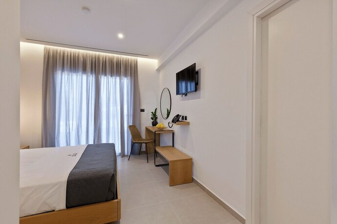 Imagen general del Hotel BRISOT Galatas Poros. Foto 12