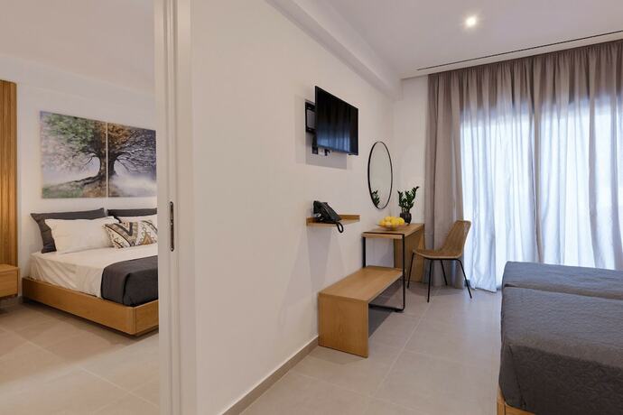 Imagen general del Hotel BRISOT Galatas Poros. Foto 14