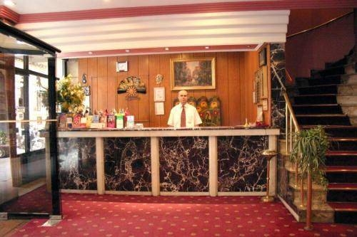 Imagen general del Hotel BRISTOL, Estambul. Foto 9