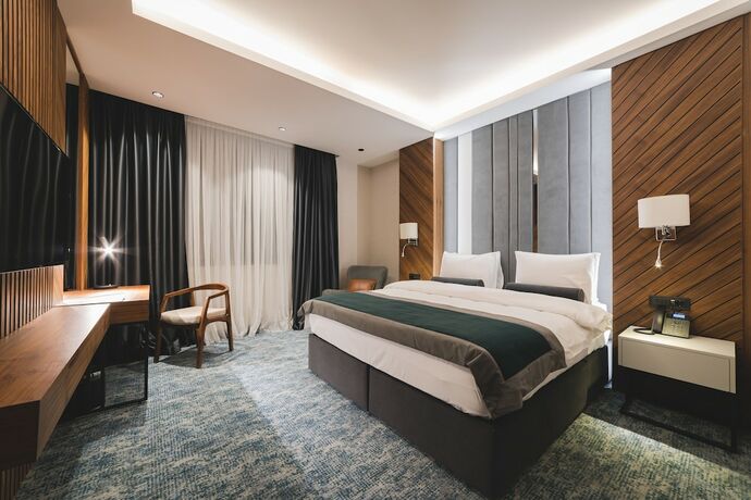 Imagen de la habitación del Hotel BRISTOL, Podgorica. Foto 17