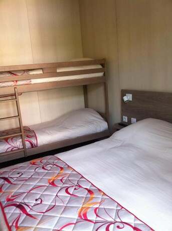 Imagen general del Hotel BRIT Confort Le Revest Sainte Maxime. Foto 5