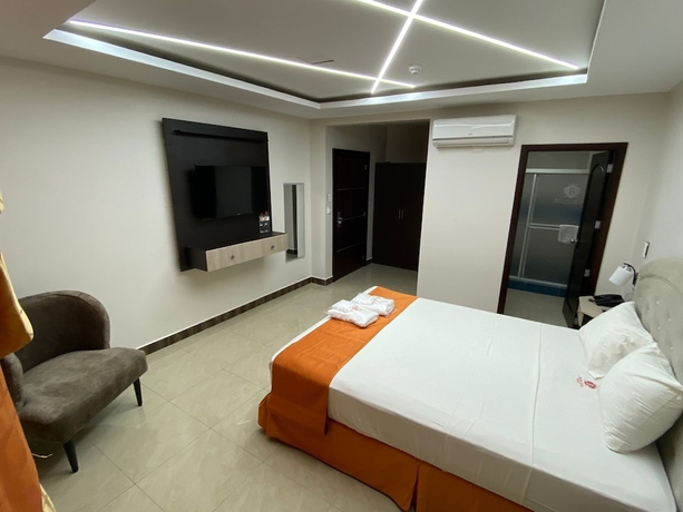 Imagen de la habitación del Hotel BRITNEY HOTEL MACHALA. Foto 6