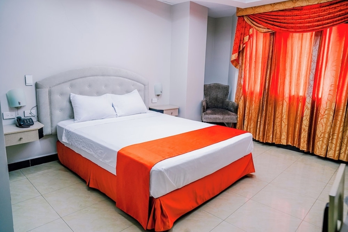Imagen de la habitación del Hotel BRITNEY HOTEL MACHALA. Foto 7