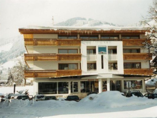 Imagen general del Hotel BRIXEN, Brixen Im Thale . Foto 5