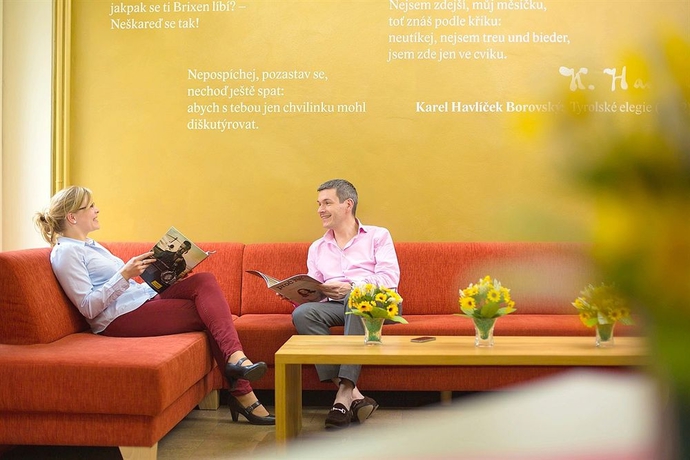 Imagen de los interiores del Hotel BRIXEN. Foto 14