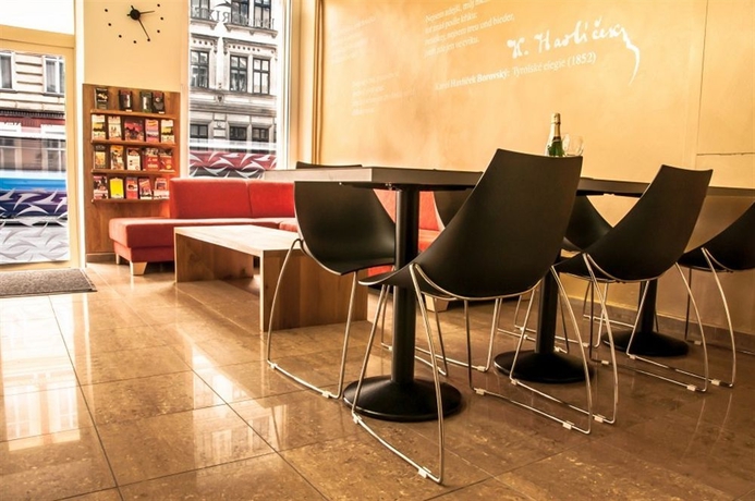 Imagen de los interiores del Hotel BRIXEN, Praga. Foto 16