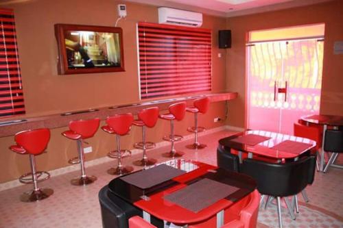 Imagen general del Hotel BROADWAY APARTMENTs LTD. Foto 9