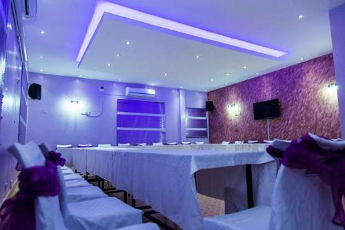 Imagen general del Hotel BROADWAY APARTMENTs LTD. Foto 14