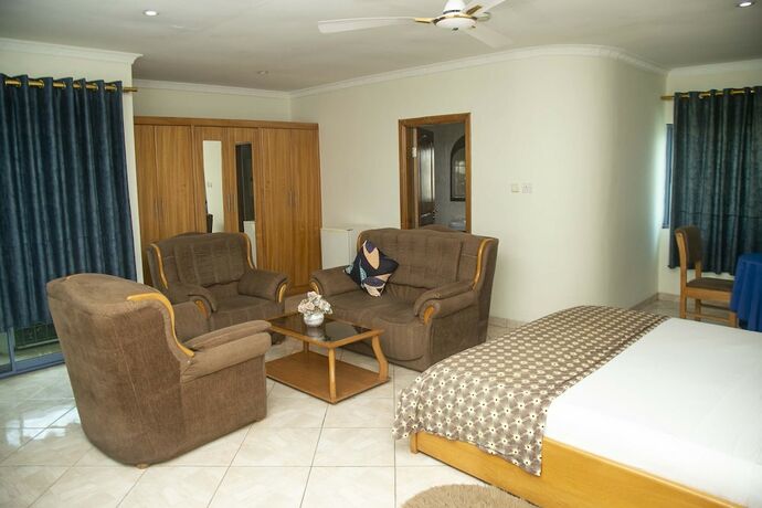 Imagen general del Hotel BROOKVALE HOTEL. Foto 2