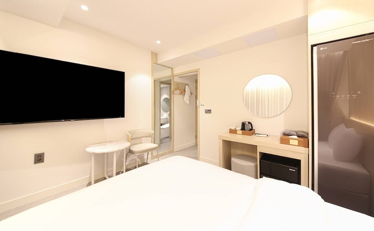 Imagen de la habitación del Hotel BROWN DOT HOTEL. Foto 6