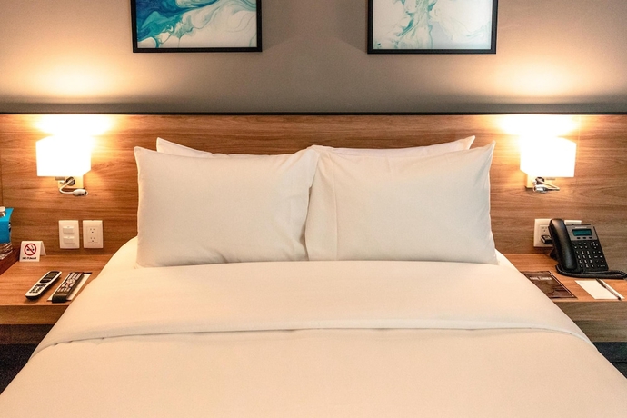 Imagen de la habitación del Hotel B\'S Suites. Foto 6