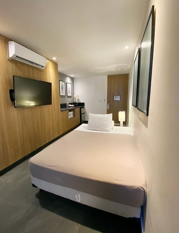 Imagen de la habitación del Hotel B\'S Suites. Foto 12