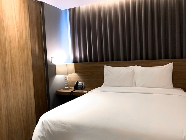 Imagen de la habitación del Hotel B\'S Suites. Foto 14
