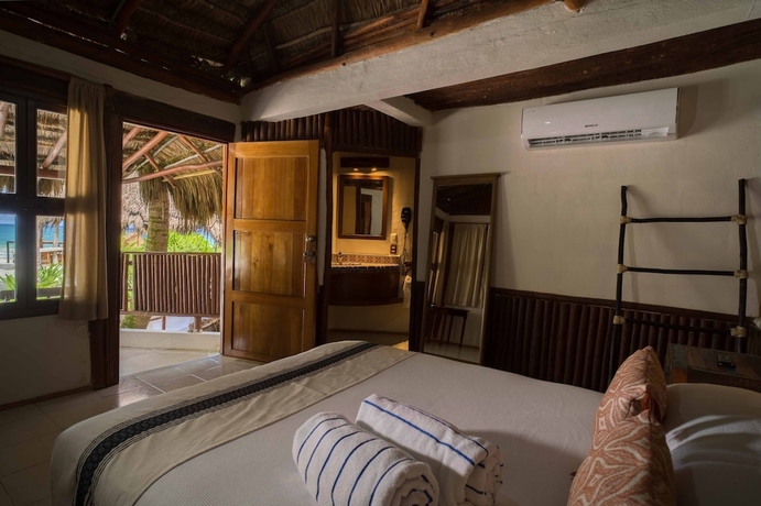 Imagen de la habitación del Hotel BT Live Tulum located at the party zone. Foto 16