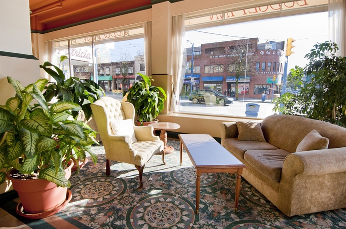 Imagen de los interiores del Hotel BUDGET INN PATRICIA HOTEL. Foto 14