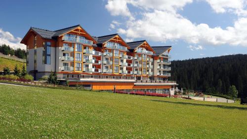 Imagen general del Hotel BUKOVINA. Foto 2