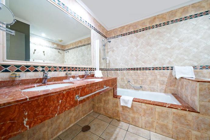 Imagen de la habitación del Hotel BULL Vital Suites & Spa Boutique. Foto 4