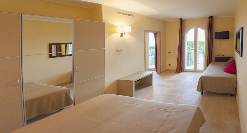 Imagen de la habitación del Hotel BV Airone Resort. Foto 7