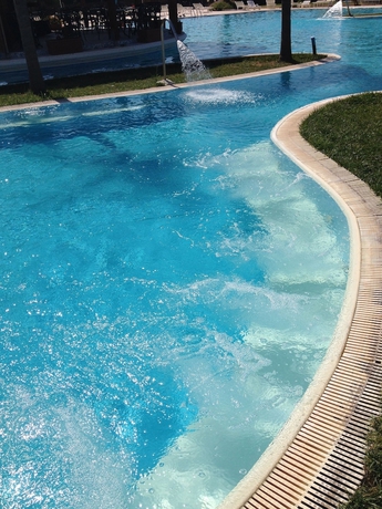 Imagen de la piscina del Hotel BV Airone Resort. Foto 15