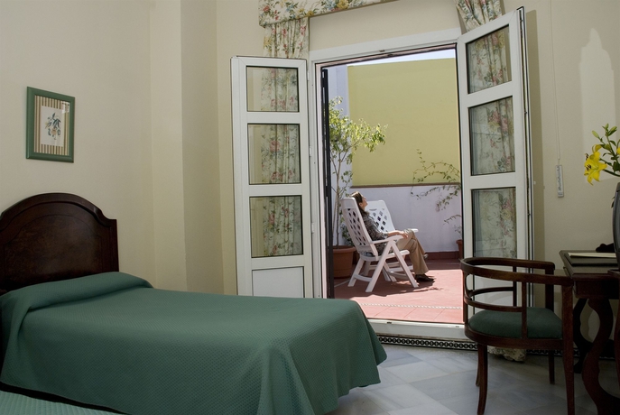 Imagen de la habitación del Hotel BYPILLOW Abril. Foto 6