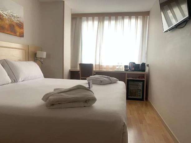 Imagen general del Hotel BYPILLOW Castellana. Foto 4