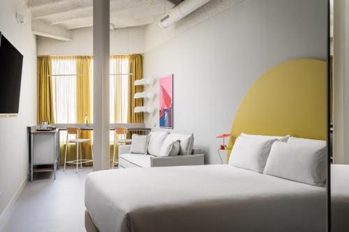 Imagen de la habitación del Hotel BYPILLOW Flamant. Foto 1