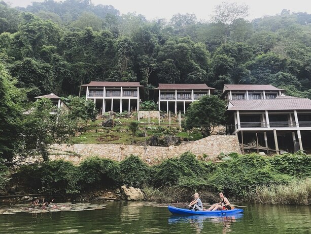 Imagen general del Hotel Ba Be Lakeside Bungalow. Foto 1