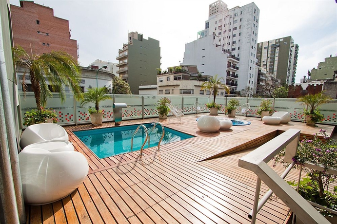 Imagen de la piscina del Hotel Ba Sohotel. Foto 8