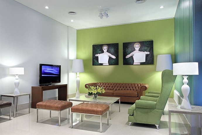 Imagen de los interiores del Hotel Ba Sohotel. Foto 2