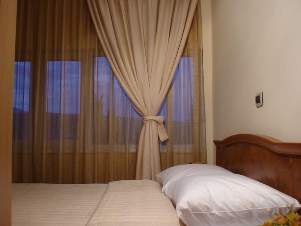 Imagen de la habitación del Hotel BaMBiS. Foto 4