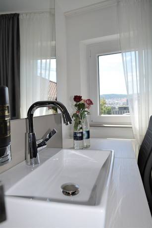 Imagen de la habitación del Hotel BaWü. Foto 18